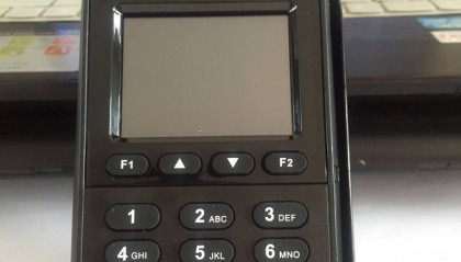 魔方POS机客服电话__全国24小时服务热线中心？