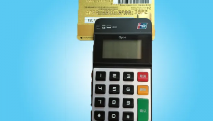 融益付pos机人工服务电话是多少？